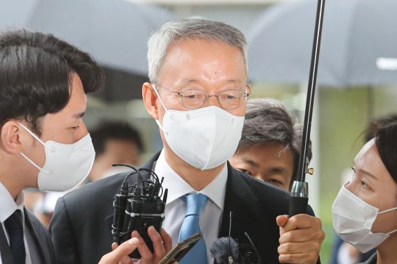 우상호 "'檢 박상혁 소환, 文정권에 대한 보복수사.. 대응기구 만들겠다"