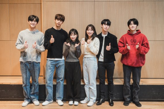 [서울=뉴시스] 티빙 '나를 사랑하지 않는 X에게'. 2022.06.15.(사진=티빙 제공) photo@newsis.com*재판매 및 DB 금지 *재판매 및 DB 금지
