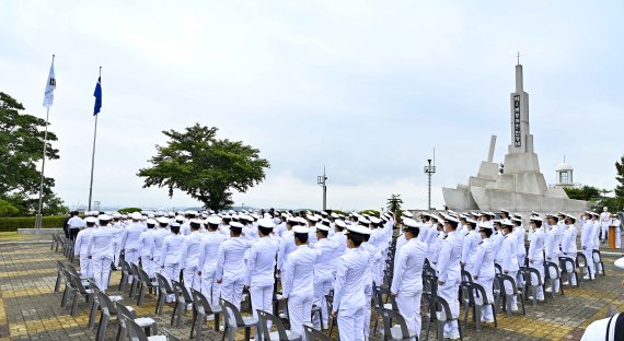 해군 2함대 사령부 '제1연평해전 전승 23주년 기념식' 거행