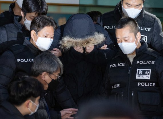 '막대기 살인사건' 스포츠센터 대표 1심서 징역 25년