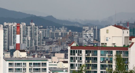 서울 강북구 북서울꿈의숲에서 바라본 노원구 아파트 단지의 모습. © News1 김진환 기자