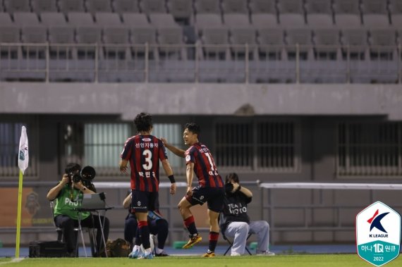 3경기 연속골을 넣은 수원FC의 이승우 (한국프로축구연맹 제공) © 뉴스1