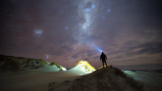 사우스랜드 매이슨 베이 사구에서 바라본 밤하늘. 2022.006.24. (사진=뉴질랜드관광청 제공) photo@newsis.com *재판매 및 DB 금지
