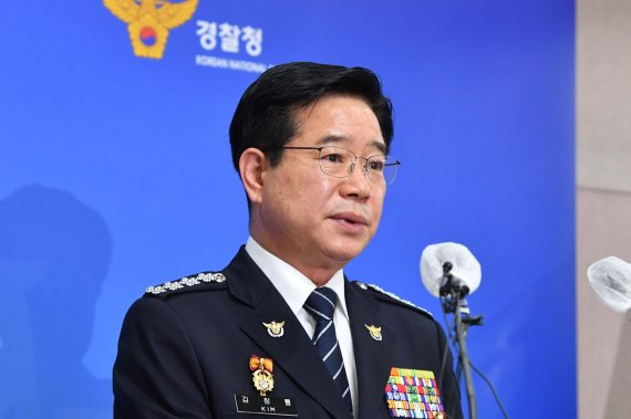 임기를 한 달여 남기고 사의를 표명한 김창룡 경찰청장이 지난 2022년 6월 27일 서울 서대문구 경찰청 브리핑룸에서 입장을 밝히고 있다. 사진=서동일 기자