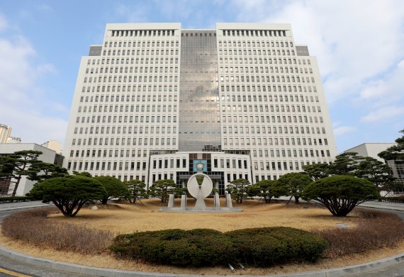 부산 고등·지방법원 전경 © News1 김영훈 기자