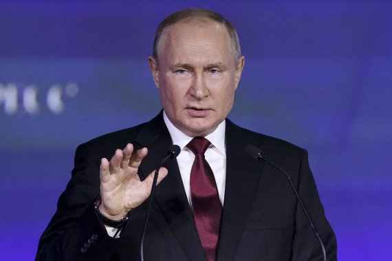 [상트페테르부르크=AP/뉴시스] 블라디미르 푸틴 러시아 대통령. 2022.06.17.