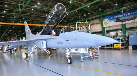경남 사천 한국항공우주산업(KAI) 공장에 전시된 국산 FA-50 경공격기.(폴란드 국방부)© 뉴스1
