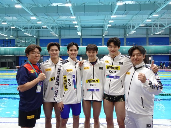 한국 남자 계영 대표팀(대한수영연맹 제공)© 뉴스1