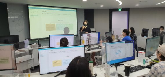 크레버스, 한국폴리텍대서 ‘코드얼라이브’ AI특강 진행