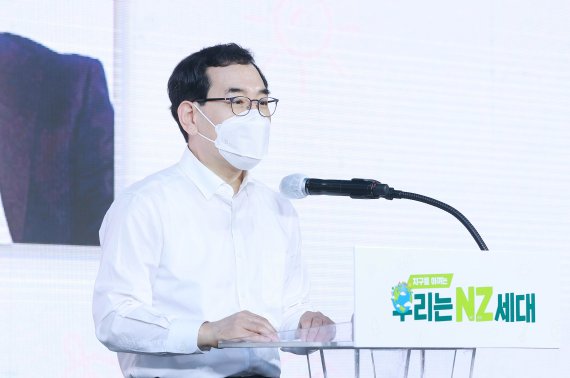 이창양 산업통상자원부 장관이 4일 오전 서울시민청에서 열린 '시민과 함께하는 에너지효율혁신 발대식'에서 인사말을 하고 있다. /사진=뉴스1화상