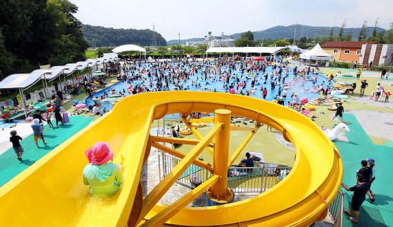전북 정읍시 대표 물놀이 시설인 칠보물테마유원지 물놀이장이 오는 9일 개장한다. © 뉴스1
