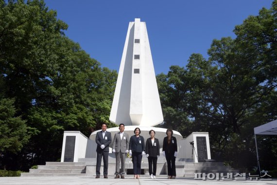 제9대 양평군의회 1일 충혼탑 참배. 사진제공=양평군의회