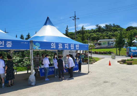 [르포] 노인·섬 많은 '전남의 반전'..코로나 백신 4차접종 전국 1위