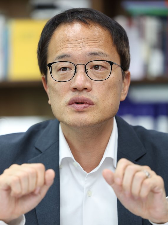 당 대표 선거 출마를 선언한 더불어민주당 박주민 의원 /사진=연합뉴스