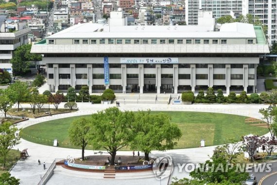 14조원 인천시금고 쟁탈전...신한 수성, 하나 입성이냐