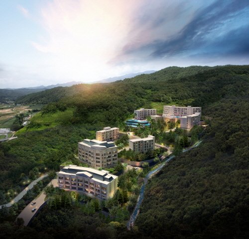대규모 부대시설을 갖춘 홍천 발로, 7월 홍보관 오픈