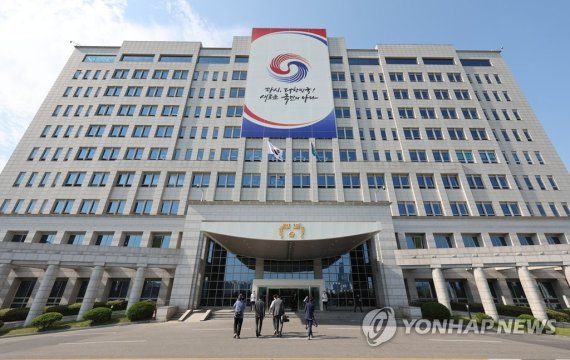 대통령실, 강제북송 논란에 "신색깔론 프레임 씌워 본질 흐려" 