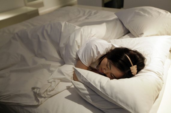 꿀잠도 '헬시플레저'…수면의 질 높이는 MZ세대 침실   