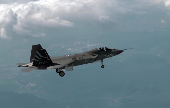 한국형 초음속 전투기 KF-21 '보라매'. (방위사업청 제공) 2022.7.19/뉴스1 © News1 장수영 기자