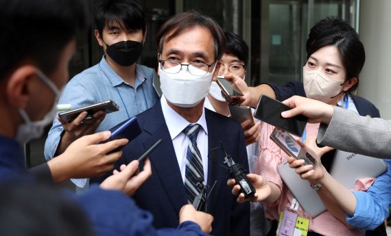 '한동훈 독직폭행' 정진웅, 2심서 무죄..."고의 인정 안 돼"