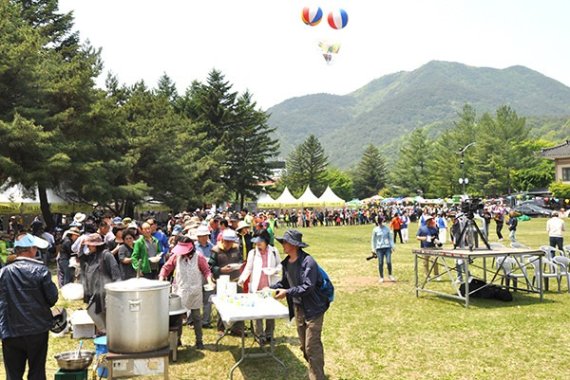 2019년 충북 보은군의 속리산 신화여행축제 모습.© 뉴스1