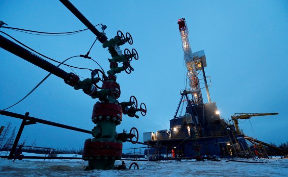 러시아 이르쿠츠크에서 이르쿠츠크 원유 회사가 원유를 시추하는 모습. 2019.03.11 © 로이터=뉴스1 © News1 김예슬 기자