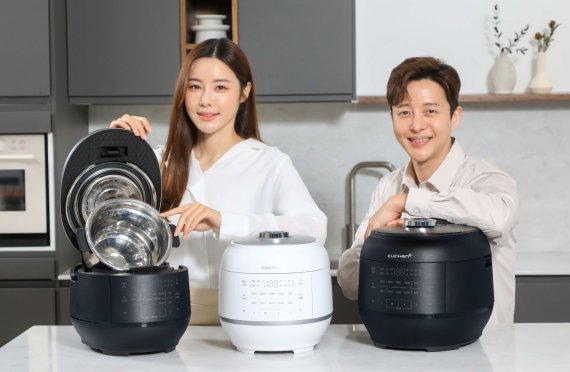 쿠첸 121 마스터+(쿠첸 제공)© 뉴스1