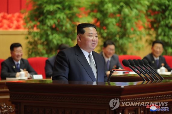 김정은 ″위험한 시도시 尹정권·군대 전멸"