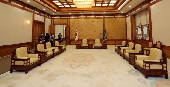 25일 오후 서울 종로구 청와대 본관 대통령 접견실이 언론에 공개되고 있다. 2022.5.25/뉴스1 ⓒ News1 황기선 기자