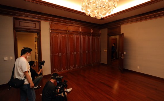 25일 오후 서울 종로구 청와대 관저 내부가 언론에 공개되고 있다. 2022.5.25/뉴스1 ⓒ News1 황기선 기자