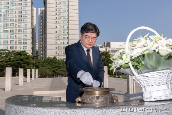 김용진 경제부지사 취임…“민생경제 살리기 진력”