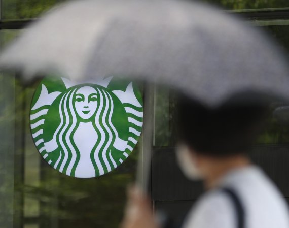 28일 서울 시내의 스타벅스 매장. 2022.7.28/뉴스1 ⓒ News1 이성철 기자