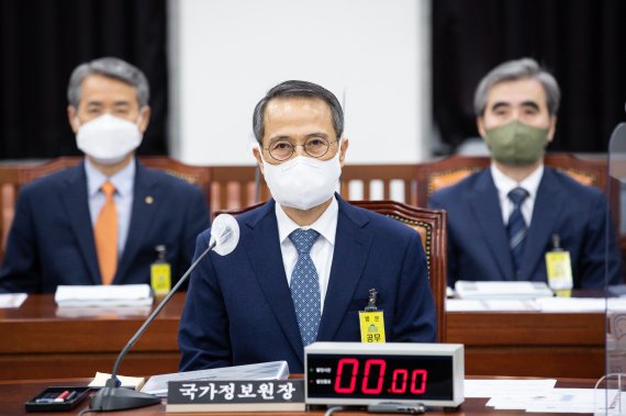 野 "尹대통령이 박지원·서훈 고발 승인.. '文정부 보복수사' 최초 기획자"