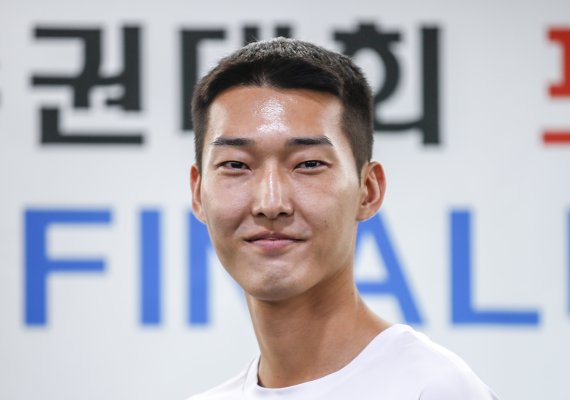 '포상금 대박' 우상혁, 세계선수권 은메달 따고 받은 금액이 ㅎㄷㄷ