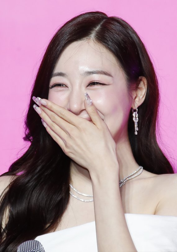 그룹 소녀시대(Girl's Generation) 티파니가 5일 오전 서울 강남구 인터컨티넨탈 서울 코엑스에서 가진 데뷔 15주년 기념 '포에버 원(OREVER 1)' 컴백 기자회견에서 미소를 짓고 있다. 2022.8.5/뉴스1 ⓒ News1 권현진 기자