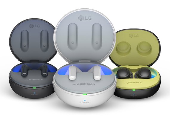 "머리 따라 움직이는 입체음향"...무선 이어폰 'LG 톤 프리' 신제품 출시