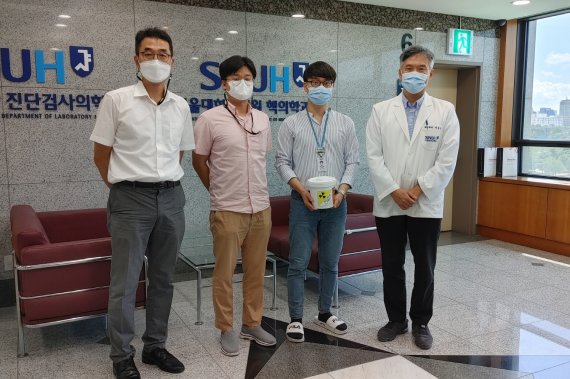 원자력연구원이 확보한 '루테튬-177' 일부를 지난 7월 서울대학병원에 공급했다. 원자력연구원 제공