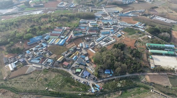 악취·수질 개선…익산시, 학호마을 축사 매입