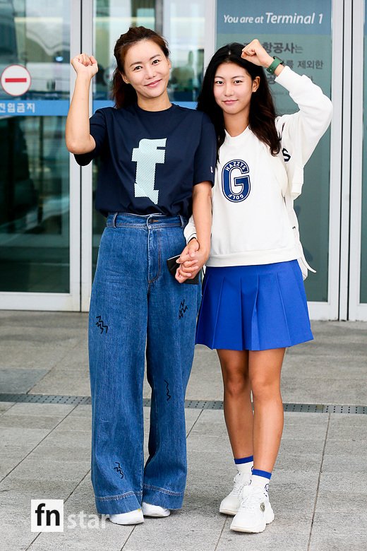 [포토] 박연수-송지아, '기분 좋게 화이팅'