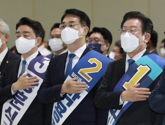 이재명, PK서도 압승.. '확대명' 구도 속 흥행 저조