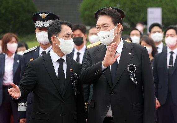 '수유리 광복군 17위', 대전현충원서 합동 안장식 후 영면