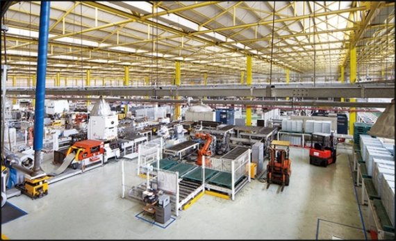 퍼시스그룹 안성공장(데스커 홈페이지 갈무리)