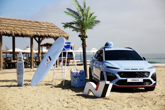 현대자동차는 강원도 양양에 위치한 서피비치에서 N 브랜드를 체험하고 시승할 수 있는 'N 비치(beach)' 행사를 이달 27일까지 진행한다. 현대차 제공