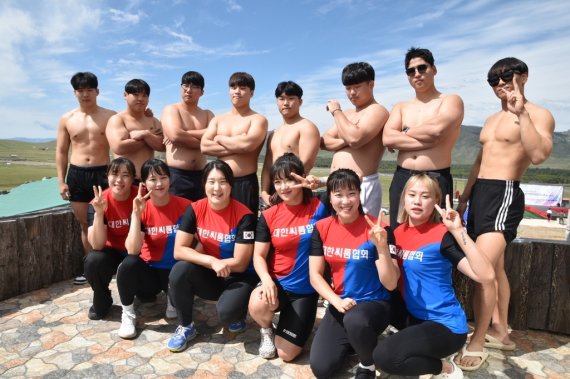 한국-몽골 친선 씨름대회 파견 시범단 [이연우 제공. 재판매 및 DB 금지]