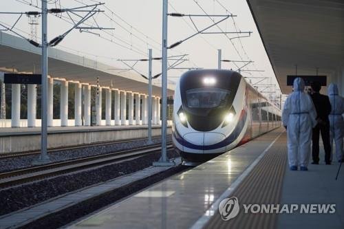 중국∼라오스 운행 고속열차 [로이터 연합뉴스 자료사진. 재판매 및 DB 금지]