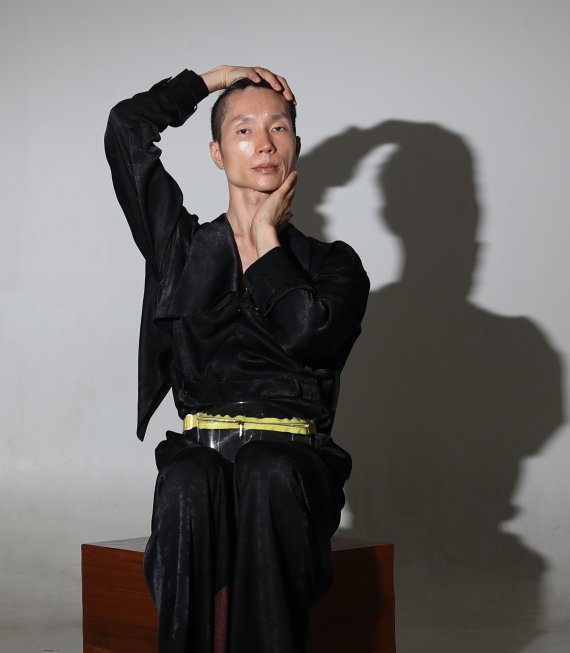 [서울=뉴시스] 조수정 기자 = 드래그퀸 아티스트 모지민 씨. 2022.08.27. chocrystal@newsis.com