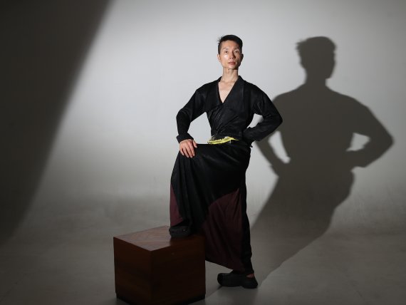 [서울=뉴시스] 조수정 기자 = 드래그퀸 아티스트 모지민 씨. 2022.08.27. chocrystal@newsis.com