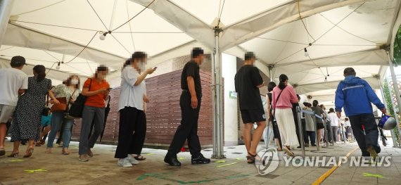 질병청 예산안 3.7조원..진단검사에 1兆 "지속가능 대응체계"