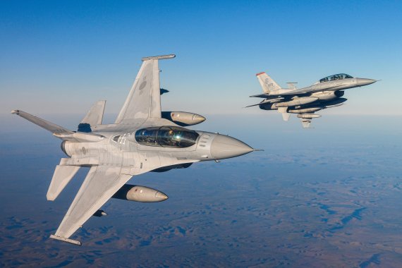 공군 "호주군 '우주 교육훈련 기본과정' 인원 파견 추진"...국방 협력 확대