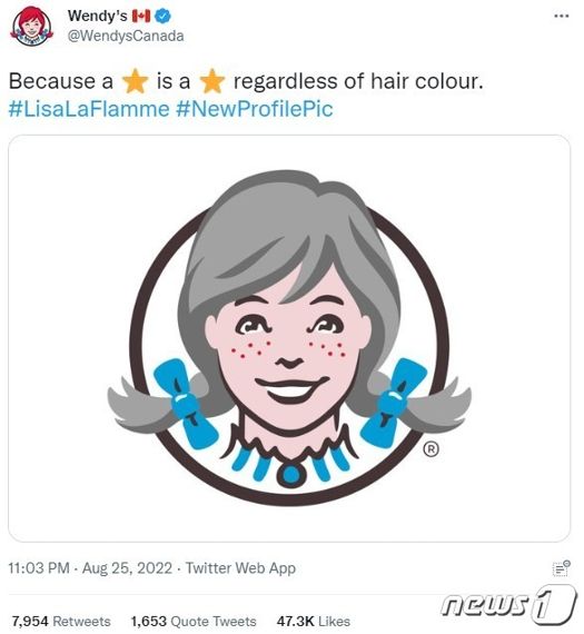 빨간 머리에서 회색 머리로 로고를 바꾼 웬디스. 웬디스 캐나다 트위터 캡처
